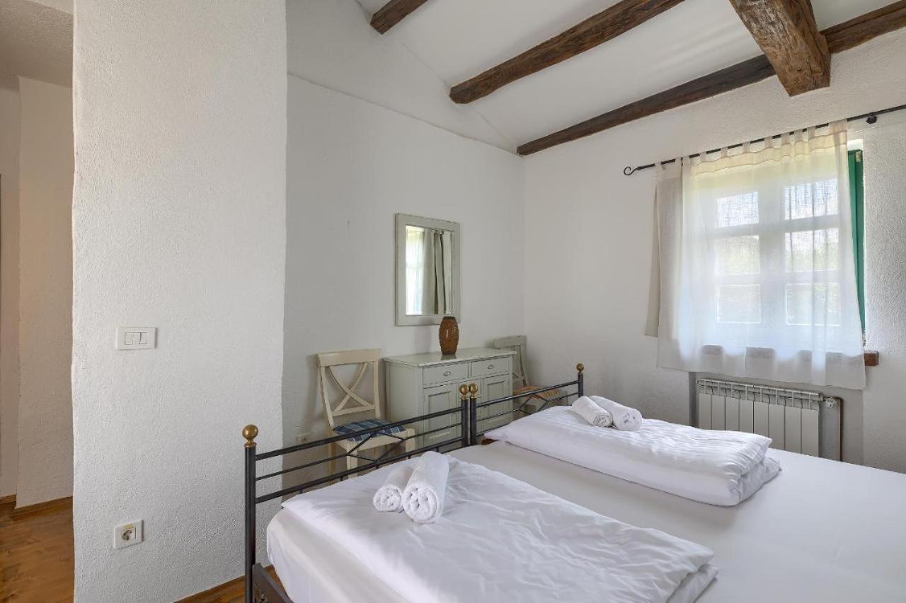 Barat  Villa Leopoldo By Istrian Country Houses מראה חיצוני תמונה