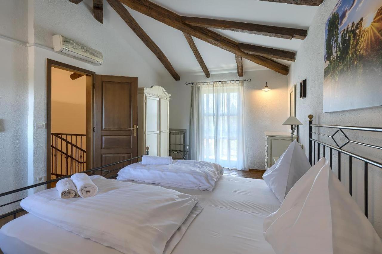 Barat  Villa Leopoldo By Istrian Country Houses מראה חיצוני תמונה